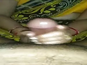 A grande rapariga mo ...